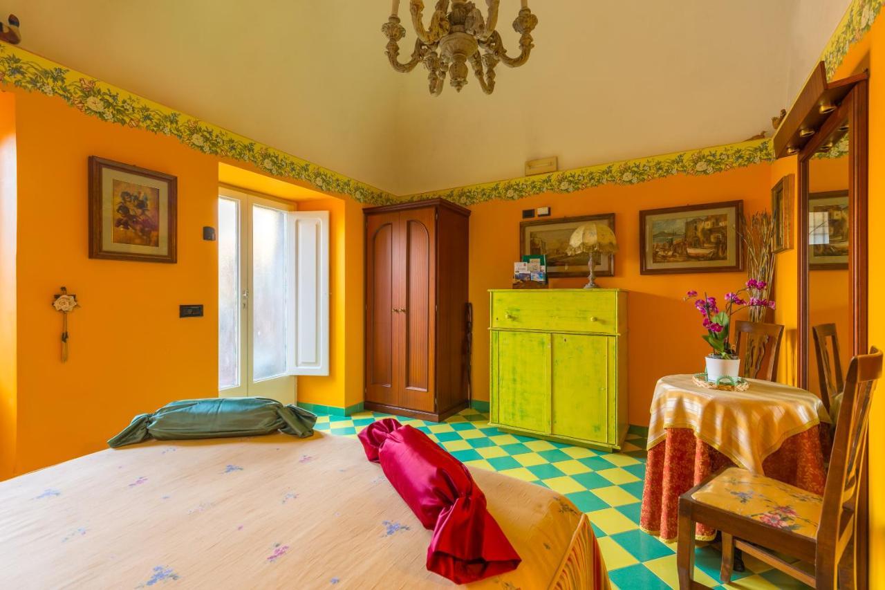 Orchid Corner Guesthouse Мета Екстериор снимка