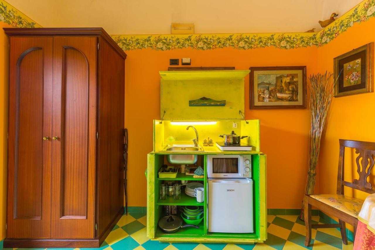 Orchid Corner Guesthouse Мета Екстериор снимка