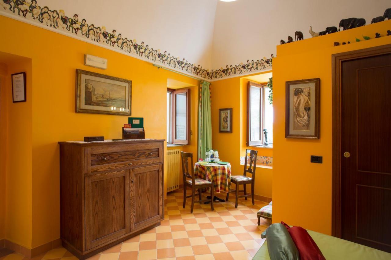 Orchid Corner Guesthouse Мета Екстериор снимка