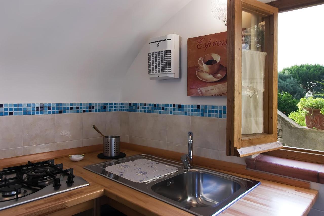 Orchid Corner Guesthouse Мета Екстериор снимка
