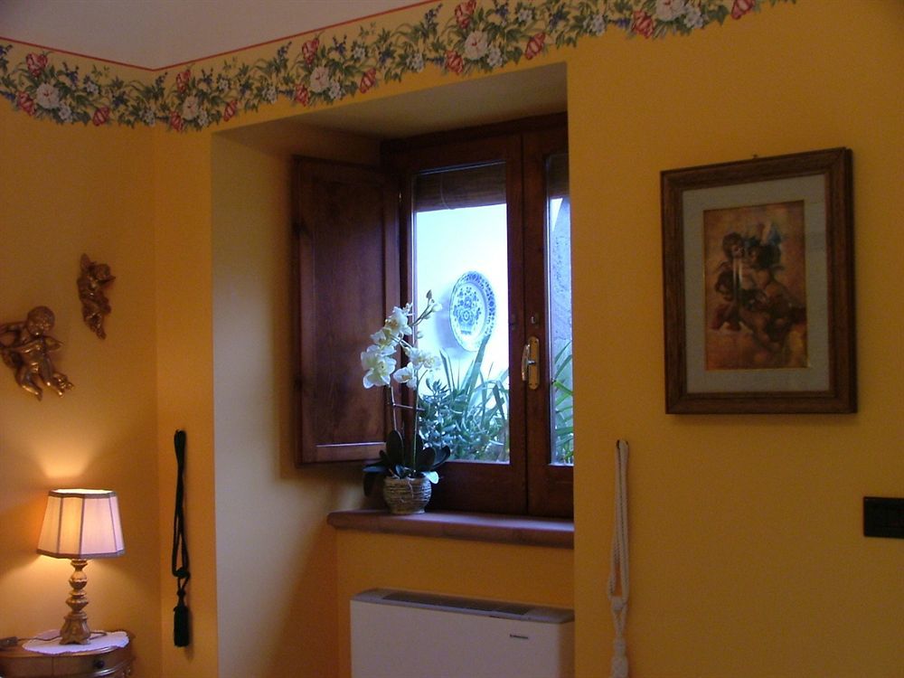 Orchid Corner Guesthouse Мета Екстериор снимка